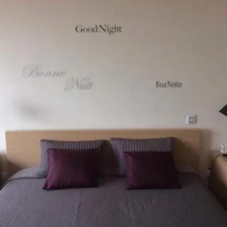 Flower-Sea Apartment Sesimbra Апартаменты